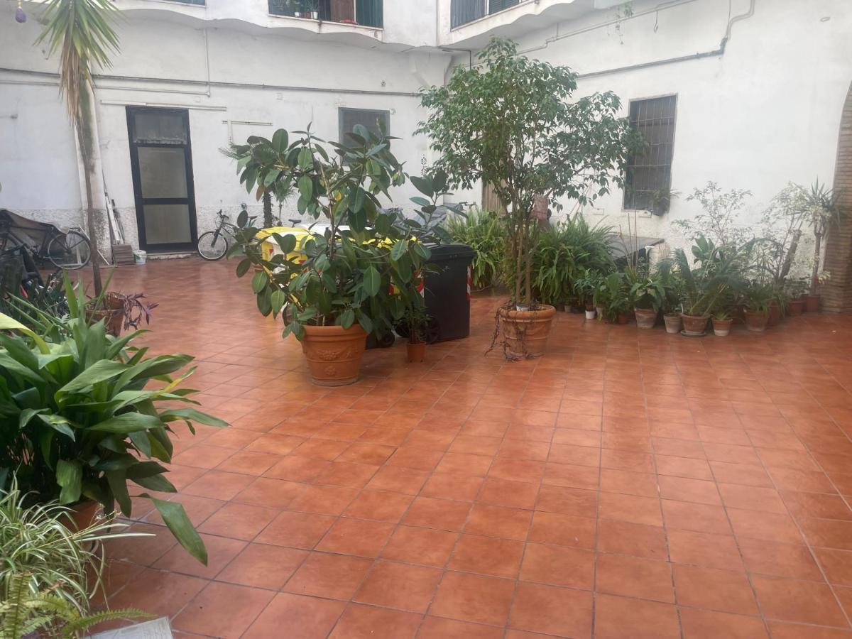 Be Your Home - Grazioso Monolocale Tra Porto E Stazione Civitavecchia Exterior photo